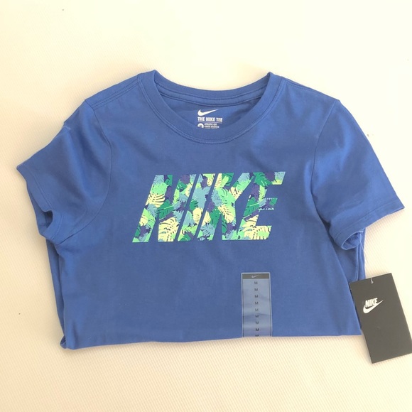 NIKe Tee - Picture 2 of 3